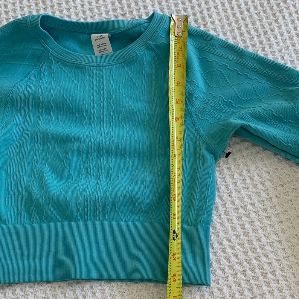 Cropped Teal Women's Cable-Knit top - Picture 9 of 14